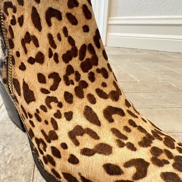 Sam Edelman Walden Bootie Leopard Genuine Calf Hair Ankle Boots Size 8 - Picture 3 of 7